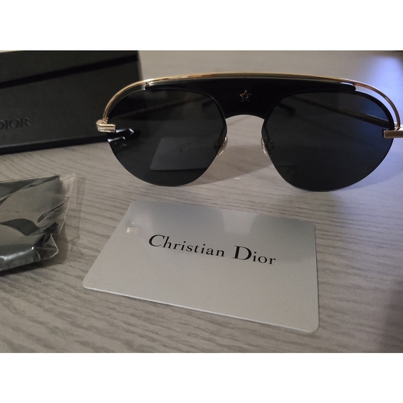 New Dior Sunglasses - Picture 5 of 11